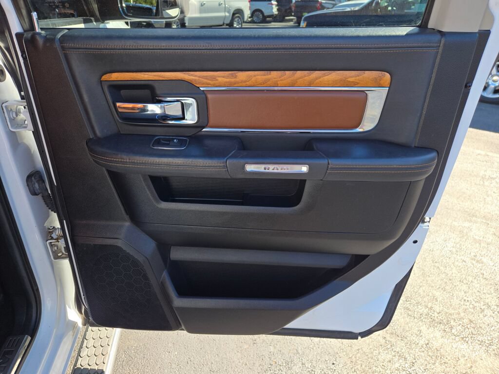 Used 2014 RAM 1500 Laramie Longhorn w/ Convenience Group AWD/4WD image 11