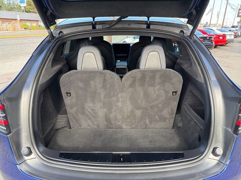 Used 2022 Tesla Model X Plaid image 6