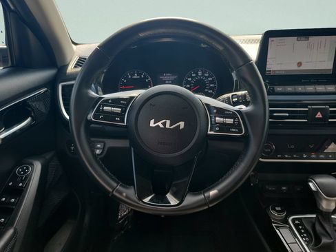 Used 2022 Kia Seltos S FWD image 24