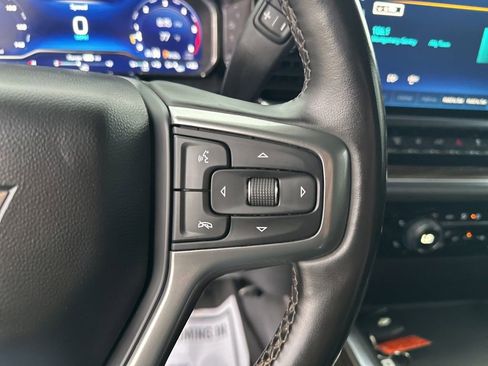 Used 2024 Chevrolet Silverado 3500 LT w/ Convenience Package image 19