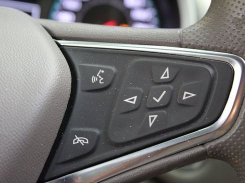 Used 2021 Chevrolet Malibu LS image 13