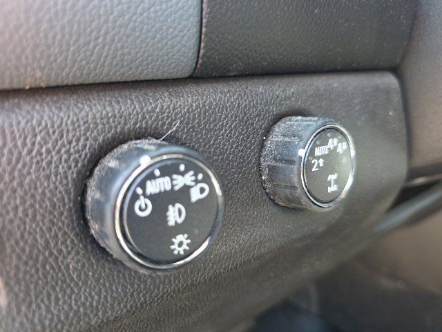 Used 2022 Chevrolet Colorado Z71 w/ Trail Boss Package AWD/4WD image 7