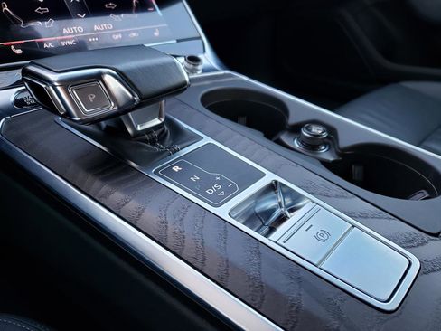 Used 2023 Audi A6 3.0T Premium w/ Convenience Package image 25