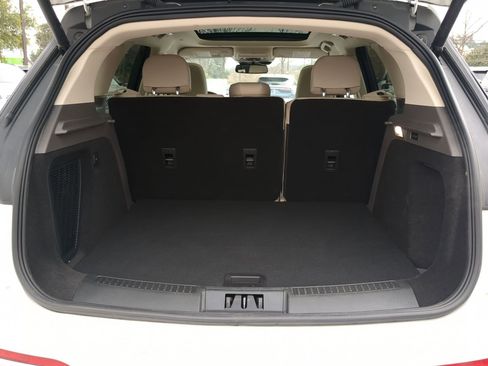 Used 2022 Lincoln Corsair AWD w/ Premium Package image 23