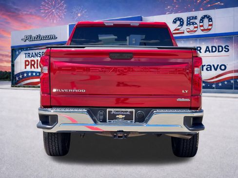 Used 2024 Chevrolet Silverado 1500 LT RWD image 8