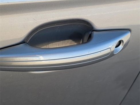 Used 2020 Lincoln Nautilus FWD w/ Equipment Group 101A image 8