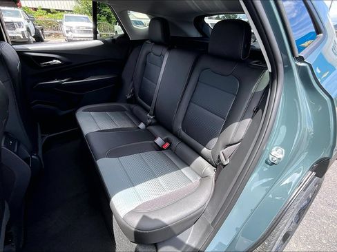 New 2026 Chevrolet Trax LT w/ Driver Confidence Package FWD image 10