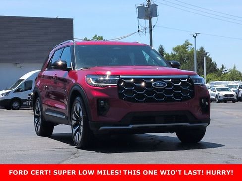 Certified 2026 Ford Explorer Platinum w/ LUX Leather Package AWD/4WD image 3