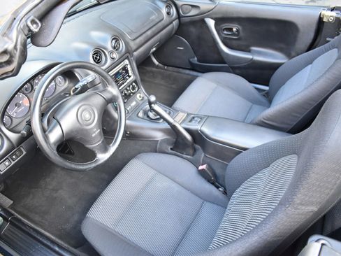 Used 1999 MAZDA MX-5 Miata image 27