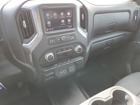 Used 2023 GMC Sierra 2500 Pro w/ Gooseneck/5TH Wheel Package image 32