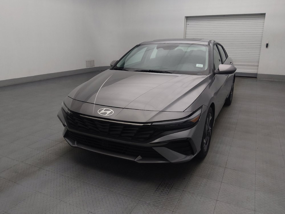 Used 2025 Hyundai Elantra SEL FWD image 15