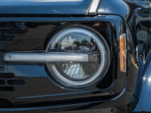 Used 2022 Ford Bronco Outer Banks AWD/4WD image 11
