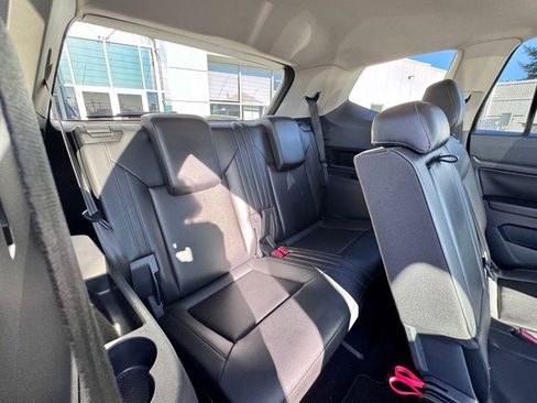 Used 2018 Volkswagen Atlas SEL AWD/4WD image 23