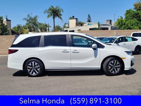 New 2026 Honda Odyssey EX-L image 3