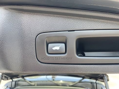 Used 2022 Honda CR-V Touring image 15