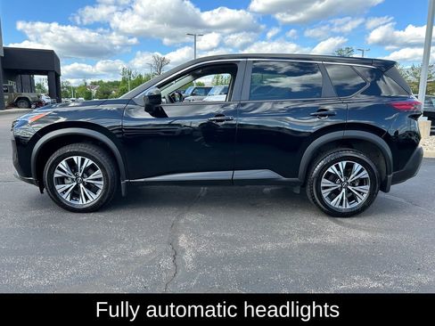 Used 2023 Nissan Rogue SV AWD/4WD image 4
