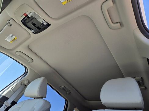 New 2026 Kia Sorento S FWD image 6