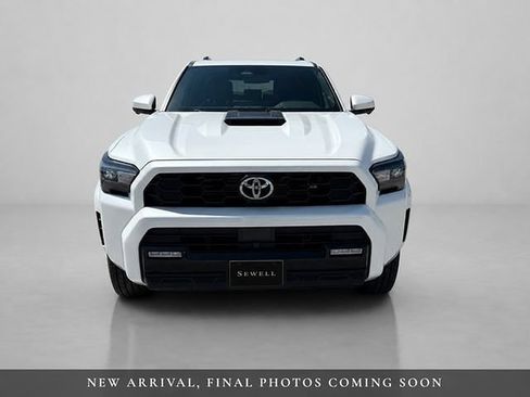 Used 2025 Toyota 4Runner TRD Sport Premium w/ Tow Technology Package AWD/4WD image 2