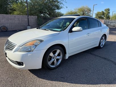 Used 2008 Nissan Altima 3.5 SE w/ Technology Pkg