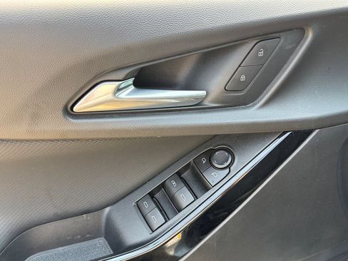 Used 2025 Chevrolet Equinox LT FWD image 20