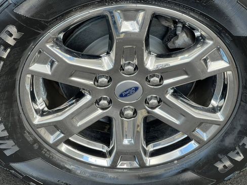 Certified 2022 Ford F150 XLT w/ Equipment Group 301A Mid image 11