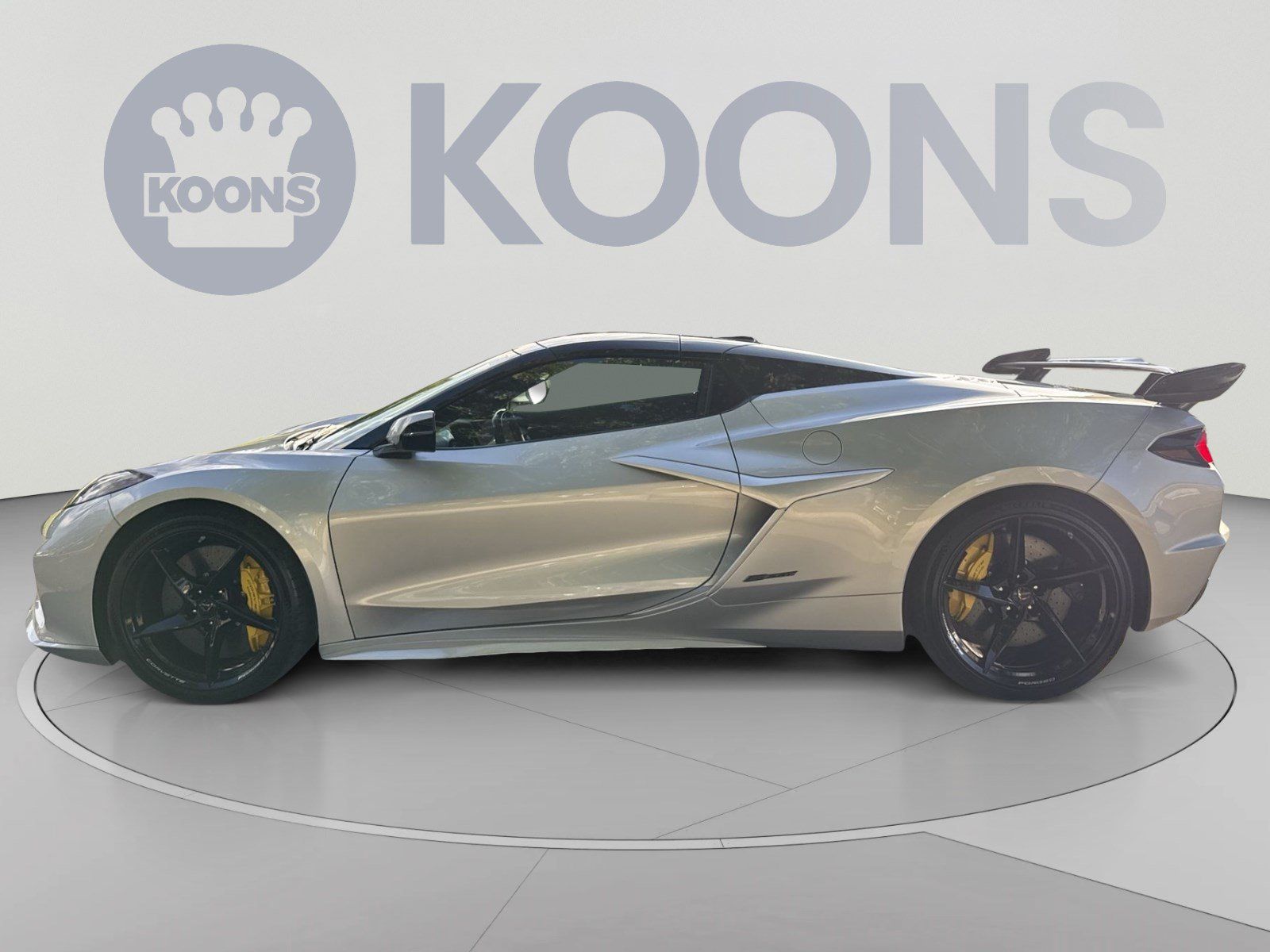 Used 2026 Chevrolet Corvette E-Ray w/ Stealth Interior Trim Package AWD/4WD image 2