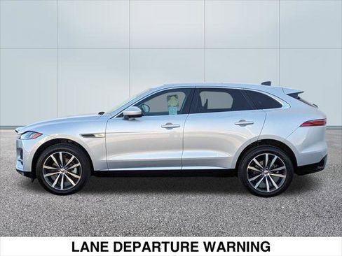 Used 2023 Jaguar F-PACE S image 4