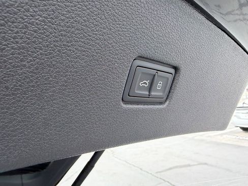 New 2026 Audi SQ8 Prestige image 31