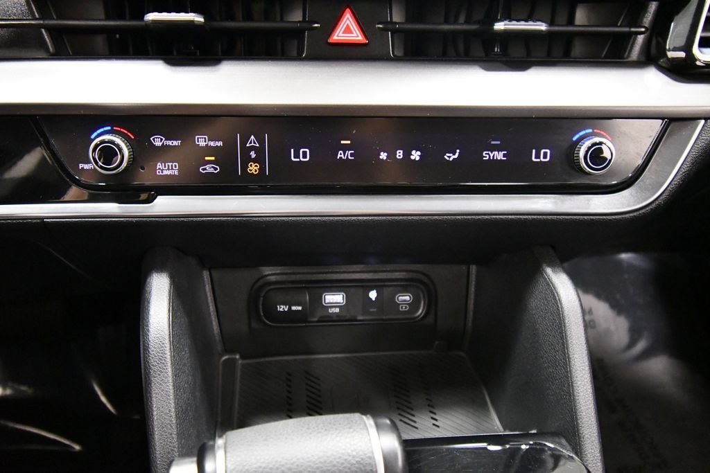 Certified 2023 Kia Sportage EX AWD/4WD image 26