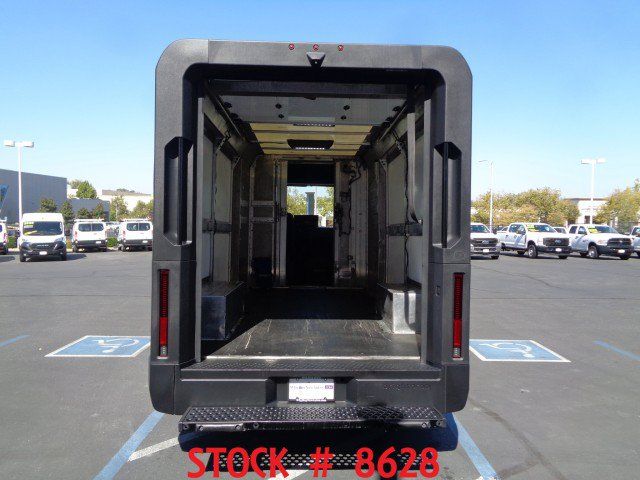 Used 2023 Chevrolet Brightdrop 600 w/ Active Safety Package 2 AWD/4WD image 5