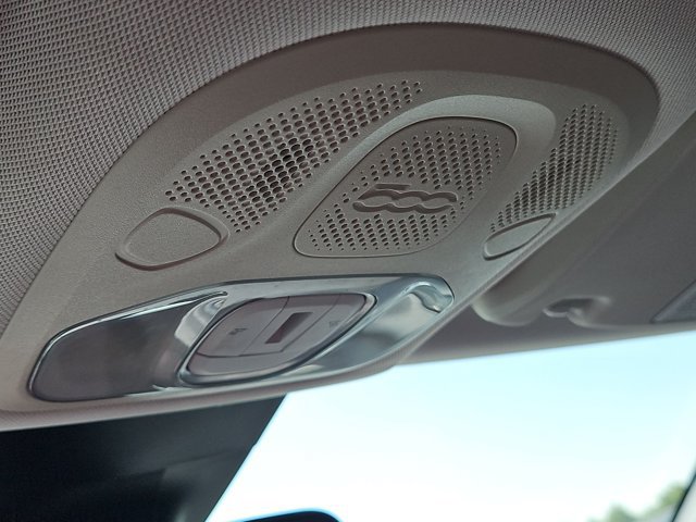 Used 2016 FIAT 500X Lounge FWD image 13