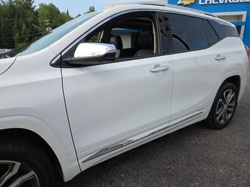 Used 2020 GMC Terrain Denali w/ GMC Pro Grade Package AWD/4WD image 38