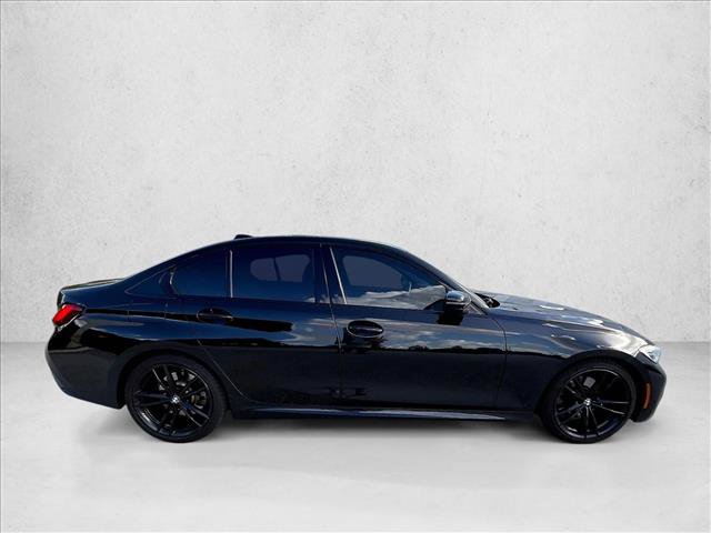 Used 2021 BMW 330i Sedan w/ M Sport Package RWD image 5