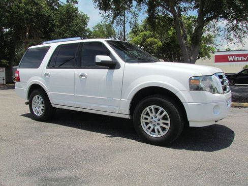 Used 2014 Ford Expedition Limited w/ Equipment Group 301A RWD image 14