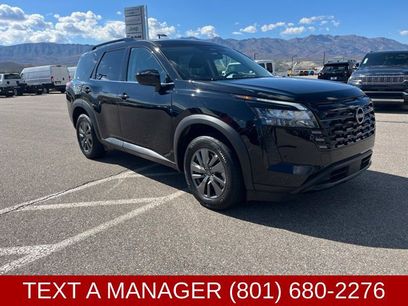 Used 2026 Nissan Pathfinder SV