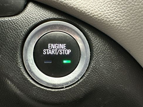 Certified 2024 Chevrolet Equinox LS w/ LS Convenience Package image 24