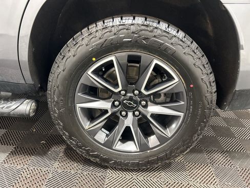 Used 2021 Chevrolet Tahoe Z71 w/ Z71 Signature Package image 33