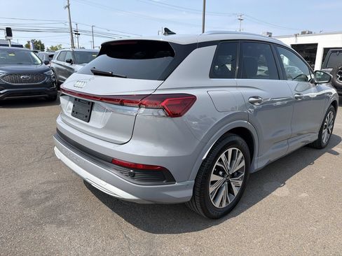 Used 2023 Audi Q4 e-tron Premium Plus w/ Premium Plus RWD image 6