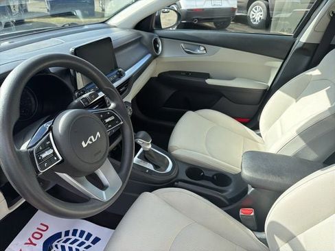 Used 2023 Kia Forte LXS image 12