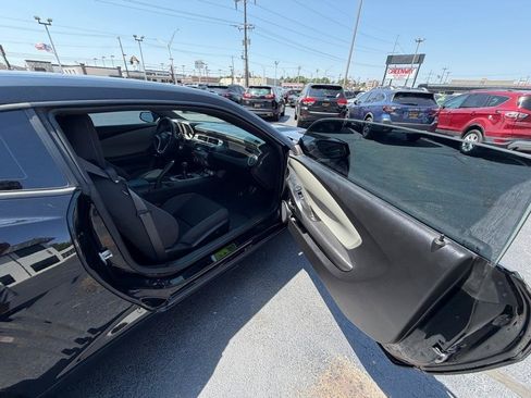 Used 2013 Chevrolet Camaro LS RWD image 10