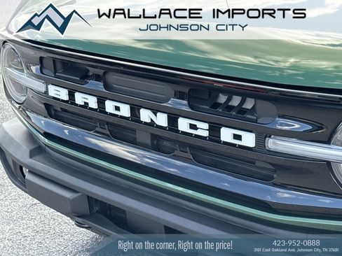 Used 2024 Ford Bronco Outer Banks AWD/4WD image 10