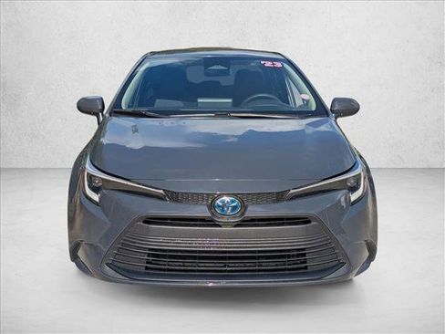 Certified 2023 Toyota Corolla LE FWD image 2