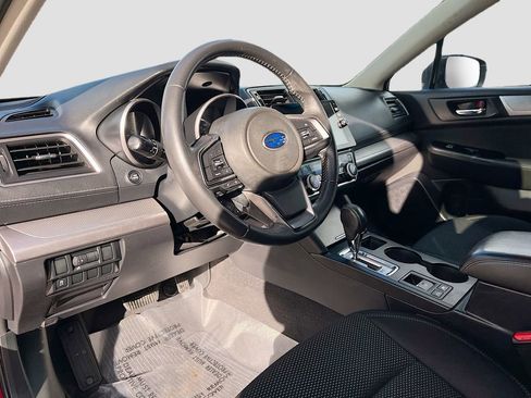 Used 2018 Subaru Outback 2.5i Premium w/ Popular Package #1 image 9
