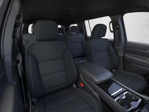 New 2026 Chevrolet Traverse LT FWD image 16