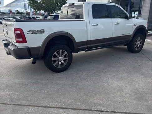 Used 2022 RAM 2500 Limited AWD/4WD image 3