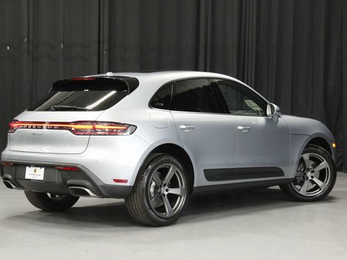 New 2026 Porsche Macan AWD/4WD image 5