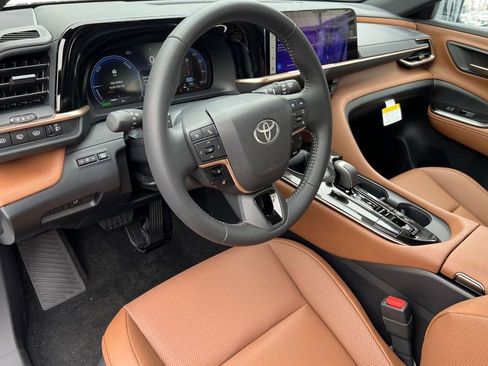 New 2026 Toyota Crown Signia image 16