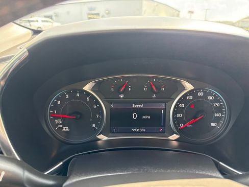 Used 2019 Chevrolet Equinox Premier w/ LPO, Floor Liner Package AWD/4WD image 35
