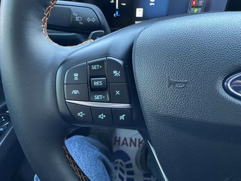 Used 2025 Ford Maverick Tremor AWD/4WD image 29