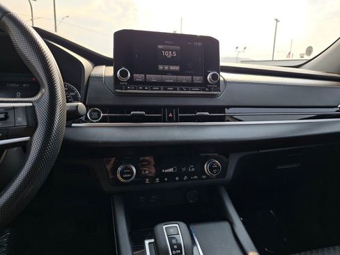Used 2022 Mitsubishi Outlander ES AWD/4WD image 28